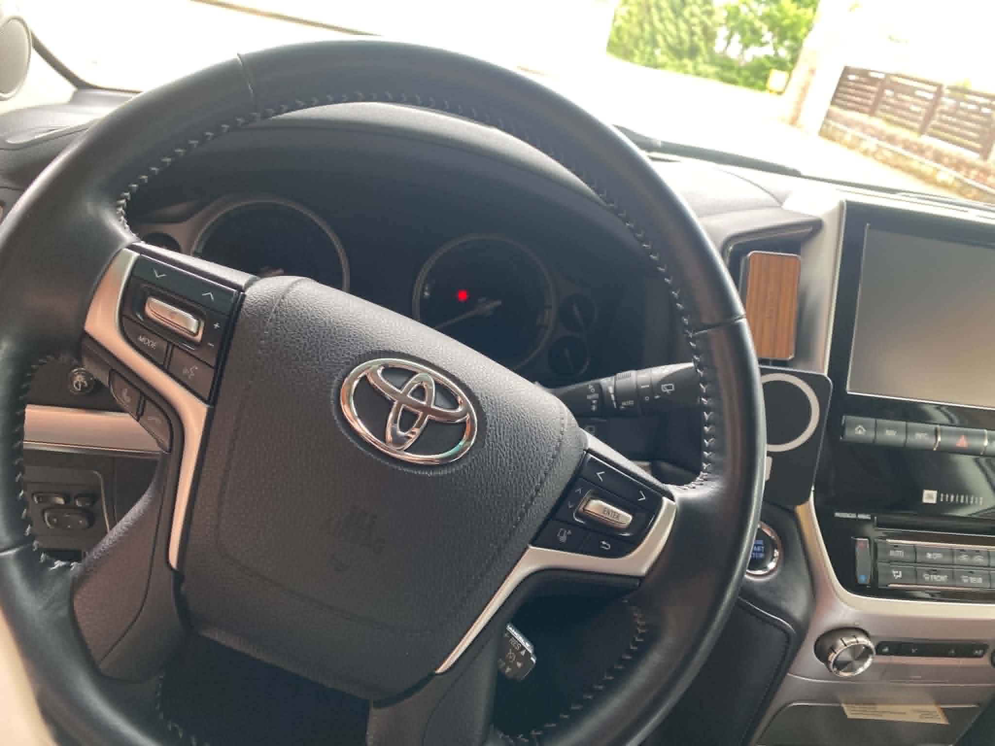 Toyota Land Cruiser V8 po detailingu