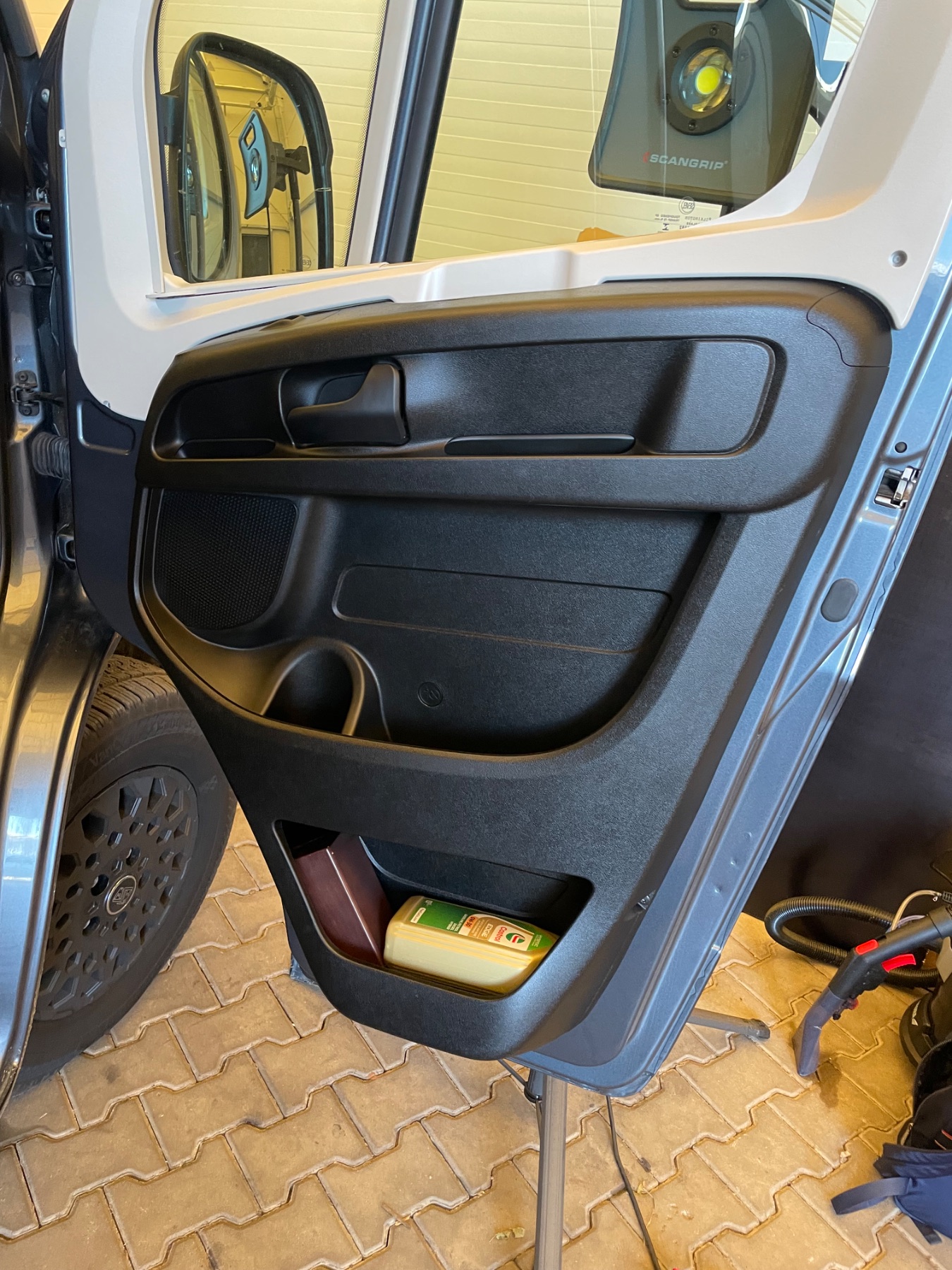 Kamper po detailingu